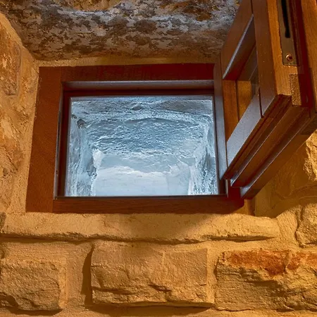 Trullo Dell'erba 펜션 *